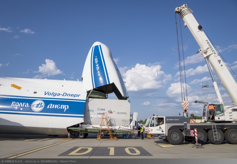 JUICE last stop on Earth at Airbus before odyssey to Jupiter.jpg