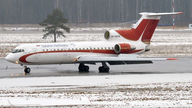 1Flugzeug_Schnee.jpg