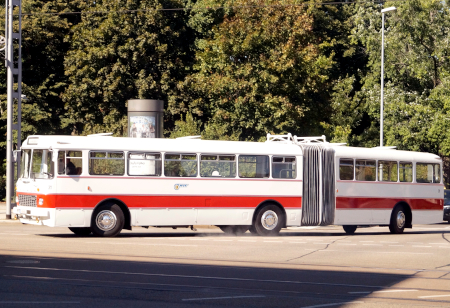 Ikarus 180.JPG