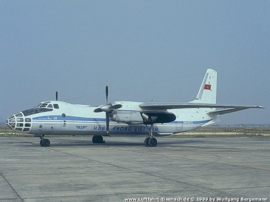 VN-B376_AN-30_Hang-Khong-Vietnam_Hanoi-12-1989_W-Bergemann_Web.jpg