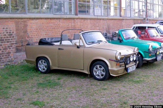 Trabant-601-Cabrio-Gold_EA-09-2009_Tikwe_03_W.jpg (120.44 KiB) 13833 mal betrachtet Trabant-601-Cabrio-Gold_EA-09-2009_Tikwe_03_W.jpg