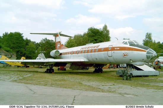 DDR-SCH_TU-134N_IF_Finow-2003_Bild-1_A-Schulz_W.jpg