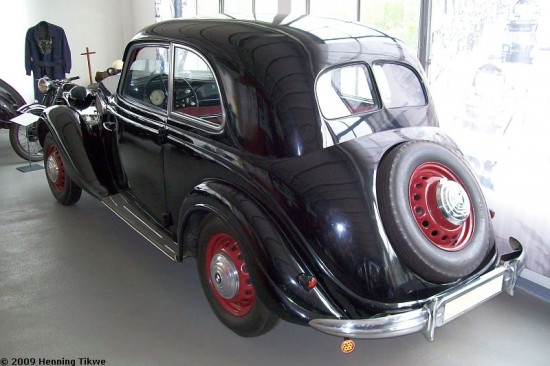 BMW-321-2_Werknr-106441_AWE-O2_EA-06062009_H-Tikwe_14_W.jpg (116.84 KiB) 4026 mal betrachtet BMW-321-2_Werknr-106441_AWE-O2_EA-06062009_H-Tikwe_14_W.jpg