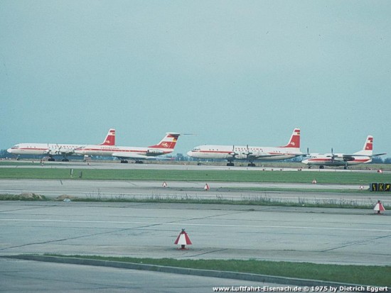 DDR-STG_IF-Flightline_SXF-04-1974_D-Eggert_Bild-2_Web.jpg
