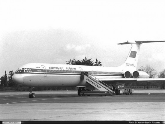CCCP-86704_IL-62_Aeroflot-Cubana_Archiv-SXF-1980_Bild-2_Web.jpg