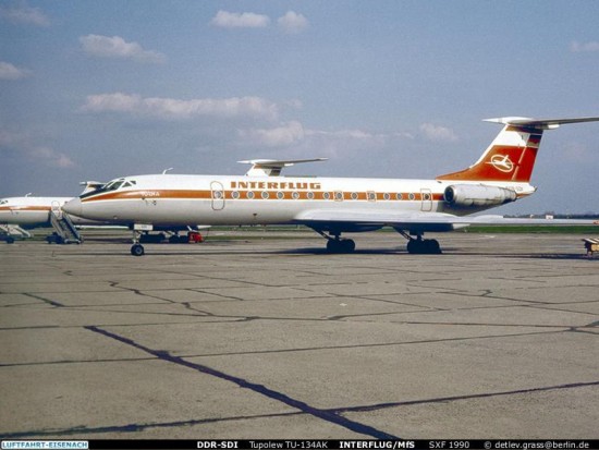 DDR-SDI_TU-134AK_IF_SXF-1990_Bild-1_Detlev-Grass_Webversion.jpg