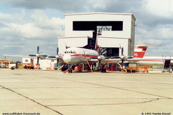 D-AOAS_IL-18d_IF_SXF-20081991_Nr-3_M-Kissel_W.jpg