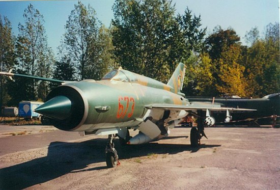 mig21 673 1999 01.JPG