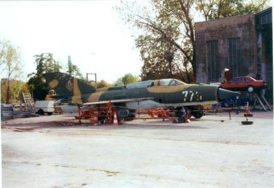 mig21 779 2001 01.JPG