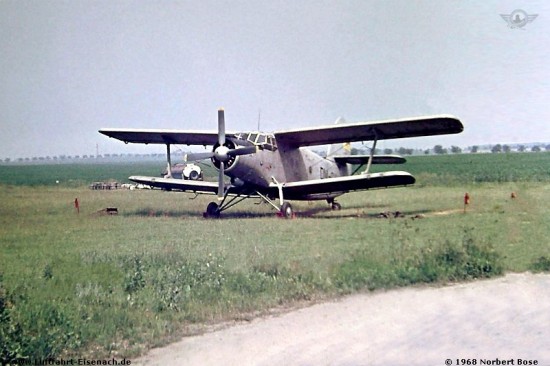 AN-2_IF_Laucha-1968_Norbert-Bose_01_W.jpg