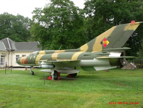 MiG21 SPS 04a.JPG
