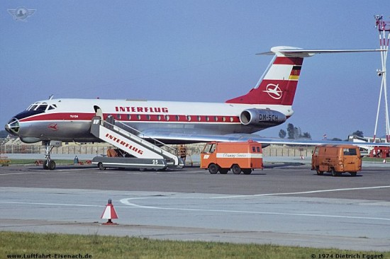 DM-SCU_TU-134A_IF_SXF-09-1974_D-Eggert_W.jpg