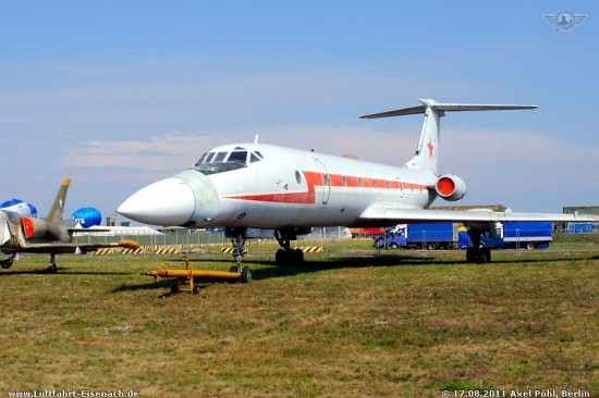 TU-134UB-L_WuAF_MAKS-17082011_Axel-Pohl_01_W.jpg