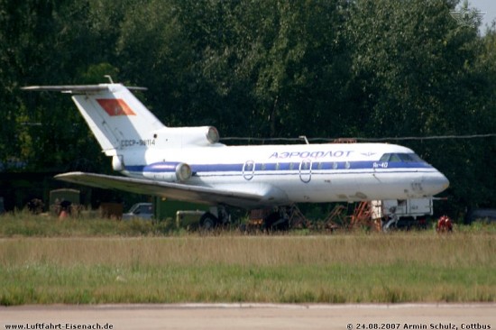 RA-98114_ JAK-40D_Aeroflot-235_24082007_A-Schulz_01_W.jpg