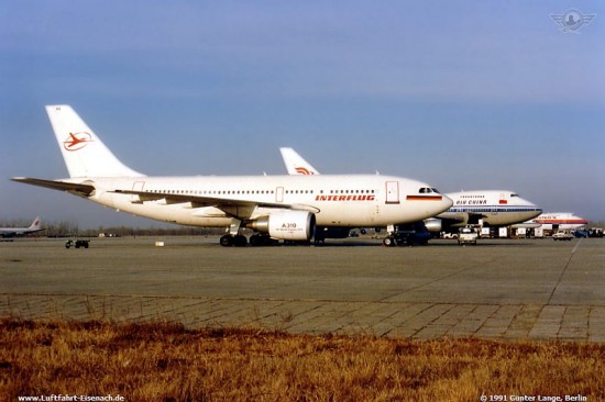 D-AOAA_(DDR-ABA)_A310-304_IF_Peking-1991_G-Lange_01_W.jpg