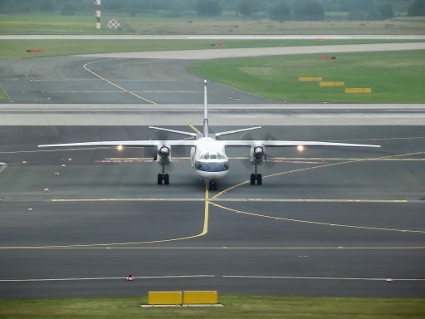 Antonov An-26B YL-RAD (SilverAir) (1).JPG