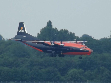 Antonov An-12BK UR-CKL.JPG