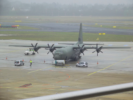 Lockheed Martin C-130J-30 Hercules C4 (L-382) +ZH879+ (8).JPG