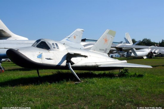 7510511101_MiG-105.11_(Spiral)_WuAF_Monino-2011_A-Pohl_02_W.jpg