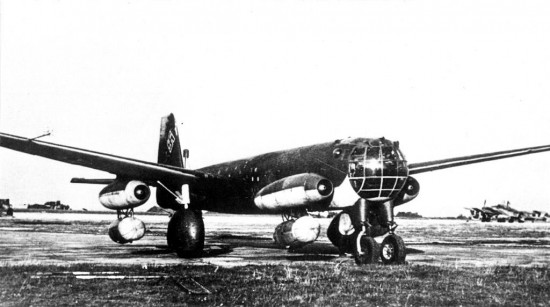 105. Junkers - Ju 287 Glaskanzelcockpit.jpg