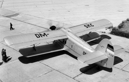81 DM-SKC AN-2 Berlin SXF 1957.jpg