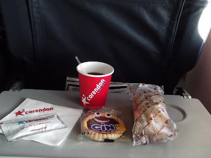 Rückflug Frühstück.JPG