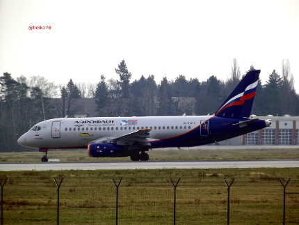 Sukhoi SSJ-100-95B Superjet 100 (RRJ-95B) RA-89043 -Boris Velling- (Far-Eastern Leopards Special).JPG