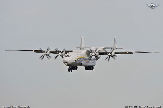 UR-09307_AN-22A_ADB_LEJ-30062016_S-Tikwe_04_W.jpg