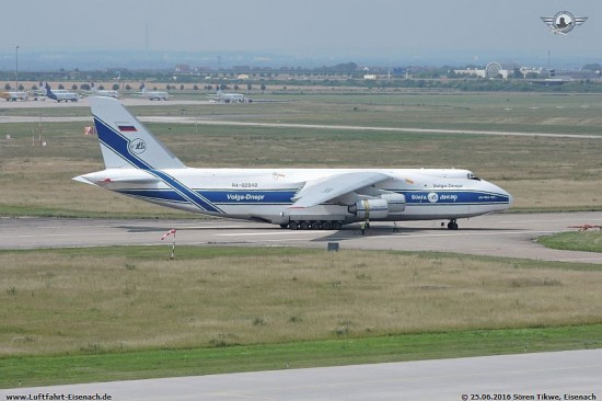 RA-82042_AN-124-100_VDA_LEJ-25062016_S-Tikwe_02_W.jpg