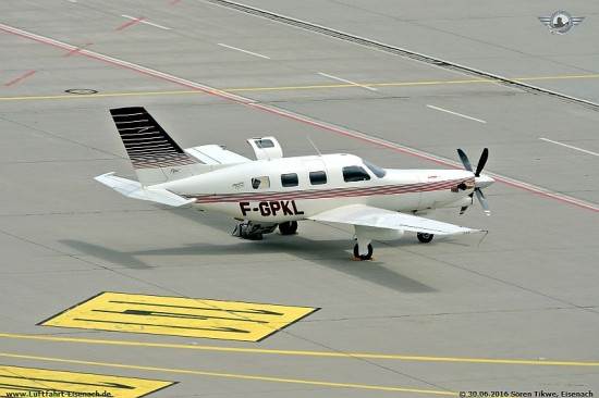 F-GPKL_PA-46-350P_LEJ-30062016_S-Tikwe_01_W.jpg