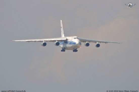 RA-82081_AN-124-100_VDA_LEJ-22072016_S-Tikwe_01_W.jpg