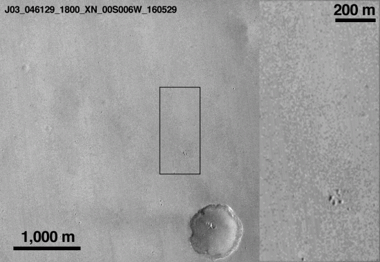 Mars_Reconnaissance_Orbiter_view_of_Schiaparelli_landing_site_large.gif