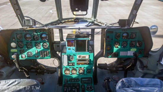 Cockpit Mi8.jpg