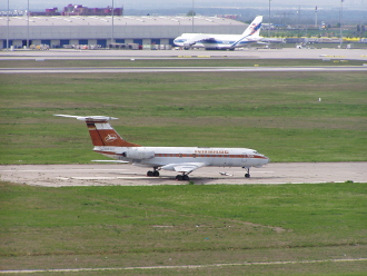 Tupolev Tu-134 DDR-SCF (2012).JPG