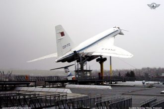 CCCP-77112_TU-144D_Aeroflot_Sinnsheim-2006_H-Tikwe_01_W.jpg