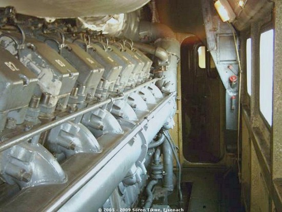 Soeren-Tikwe_BR-232_EA-17042004_Tikwe_02_W.jpg (72.89 KiB) 2432 mal betrachtet Soeren-Tikwe_BR-232_EA-17042004_Tikwe_02_W.jpg