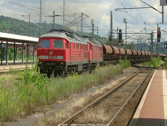 BR-232_Bahnhof-EA_Juni-2007_Bild-2_Henning-Tikwe_Wriginal.jpg (131.31 KiB) 2432 mal betrachtet BR-232_Bahnhof-EA_Juni-2007_Bild-2_Henning-Tikwe_Wriginal.jpg