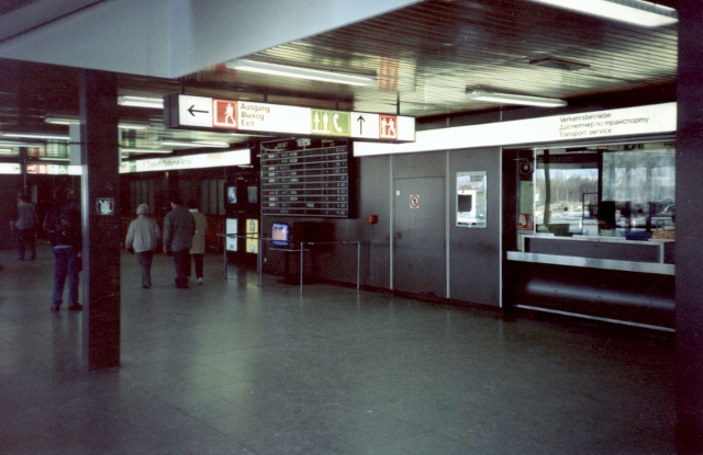 Berlin-1990-Schonefeld-2-640x415.jpg