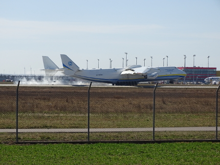 Antonov An-225 Mriya UR-82060  (IF) (2).JPG