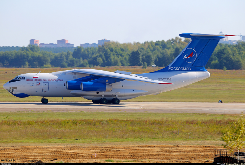 IL-76 MDK Roskosmos 1.png