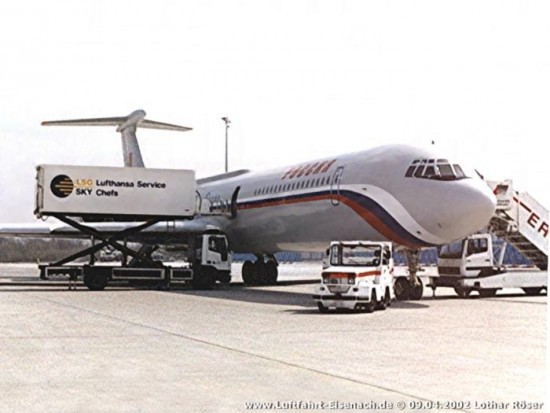 RA-86468_IL-62M-PU_Rossia_EDDE-09042002_L-Roeser_02_W.jpg (41.14 KiB) 10269 mal betrachtet RA-86468_IL-62M-PU_Rossia_EDDE-09042002_L-Roeser_02_W.jpg