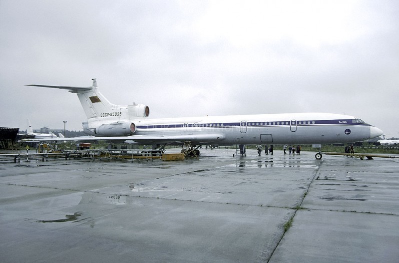 Tu154-CCCP-85035~004.jpg