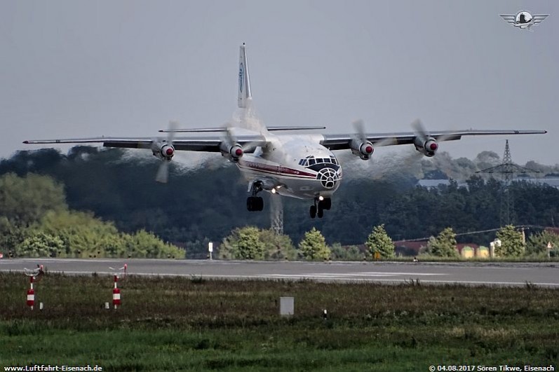 UR-CGW_AN-12BP_Ukraine-Air-Alliance_LEJ-04082017_S-Tikwe_05_W.jpg