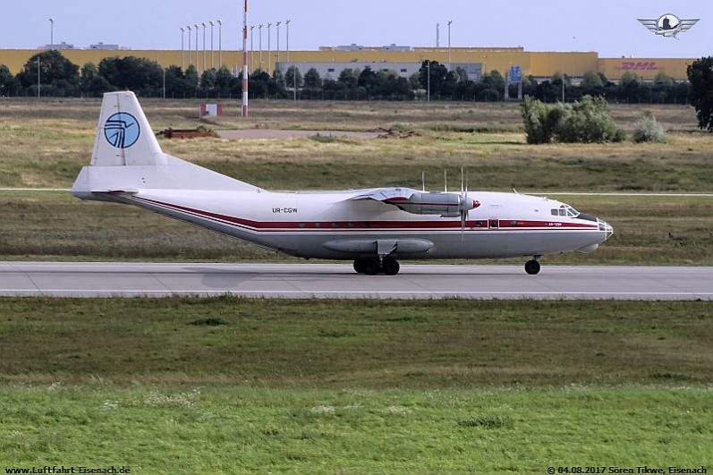 UR-CGW_AN-12BP_Ukraine-Air-Alliance_LEJ-04082017_S-Tikwe_11_W.jpg