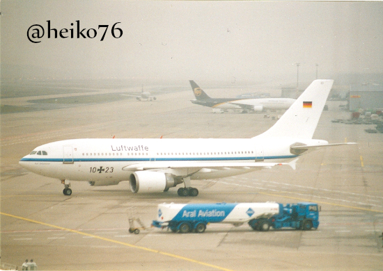 Airbus A310-304 10+23 -Kurt Schumacher- (ex-Interflug DDR-ABC).jpg