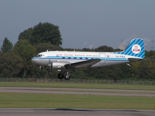 Douglas C-47A Skytrain (DC-3) PH-PBA.JPG